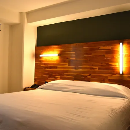 Aparthotel Altamira